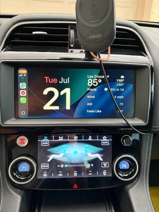 2020 Jaguar F-Pace - Image 12 of 13