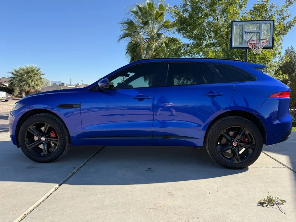 2020 Jaguar F-Pace - Image 3 of 13
