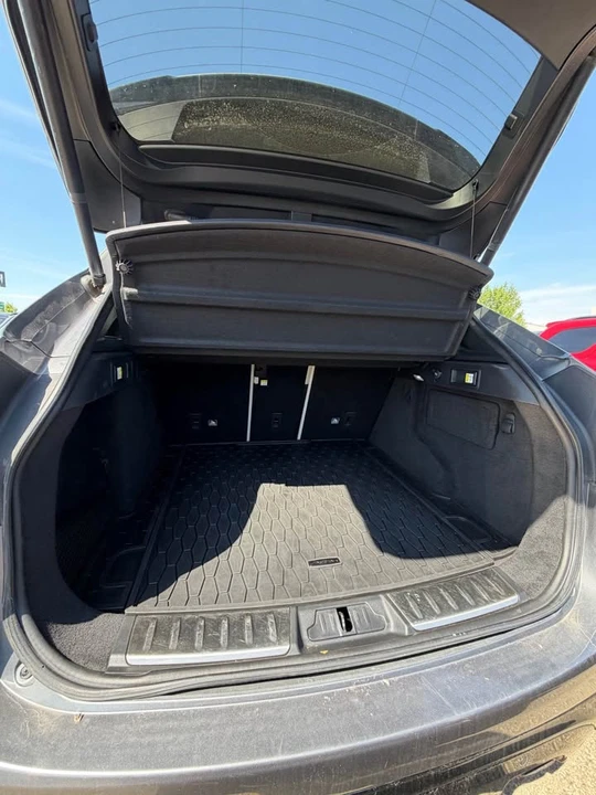 2020 Jaguar F-Pace - Image 6 of 17