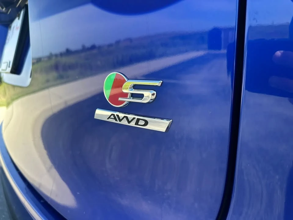 2020 Jaguar F-Pace - Image 3 of 18