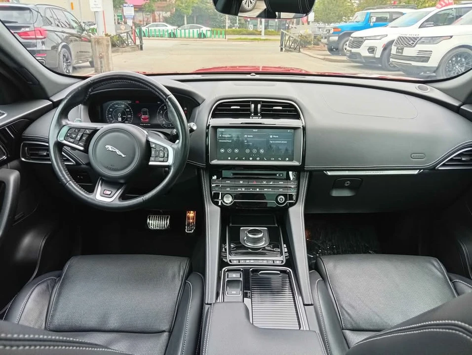 2020 Jaguar F-Pace - Image 11 of 11