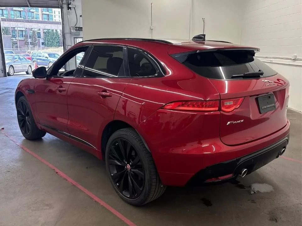 2020 Jaguar F-Pace - Image 5 of 11