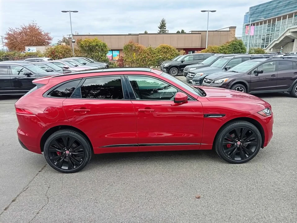 2020 Jaguar F-Pace - Image 6 of 11