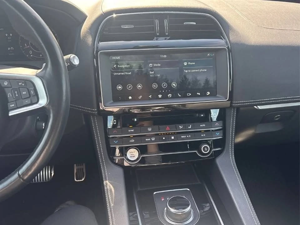 2020 Jaguar F-Pace - Image 7 of 9