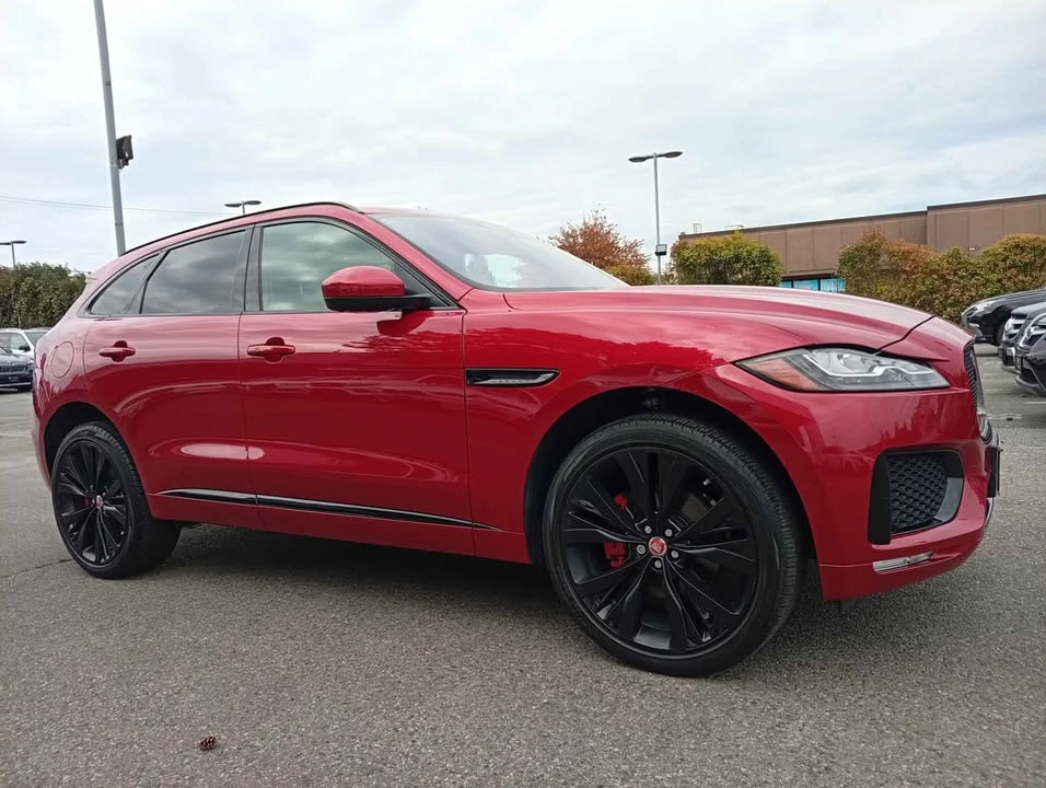2020 Jaguar F-Pace - Image 4 of 11