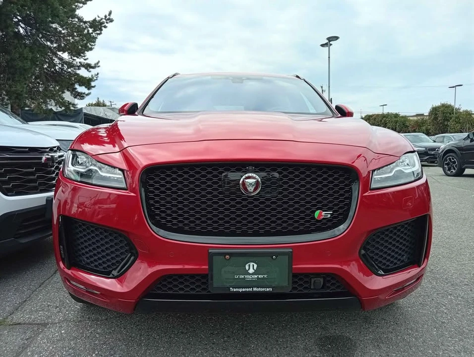 2020 Jaguar F-Pace - Image 2 of 11