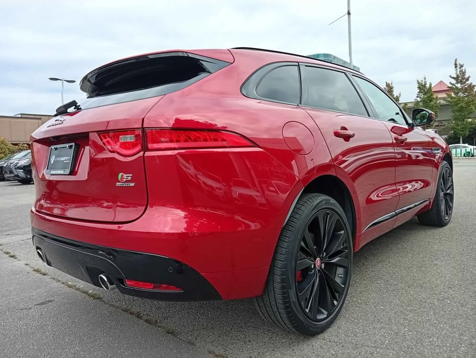 2020 Jaguar F-Pace - Image 5 of 11