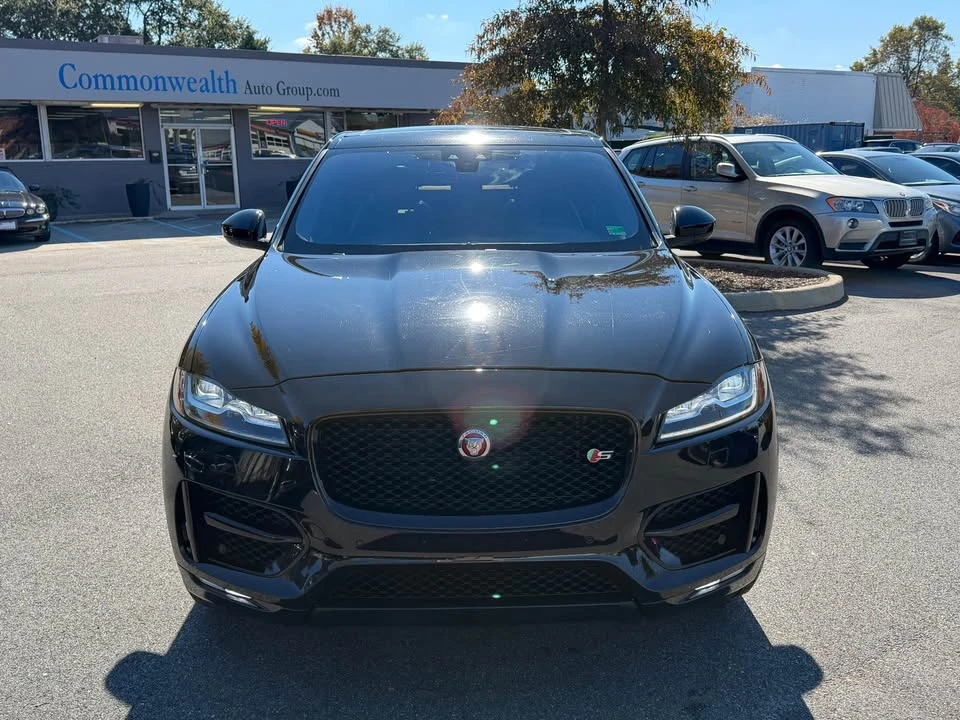 2020 Jaguar F-Pace - Image 3 of 20