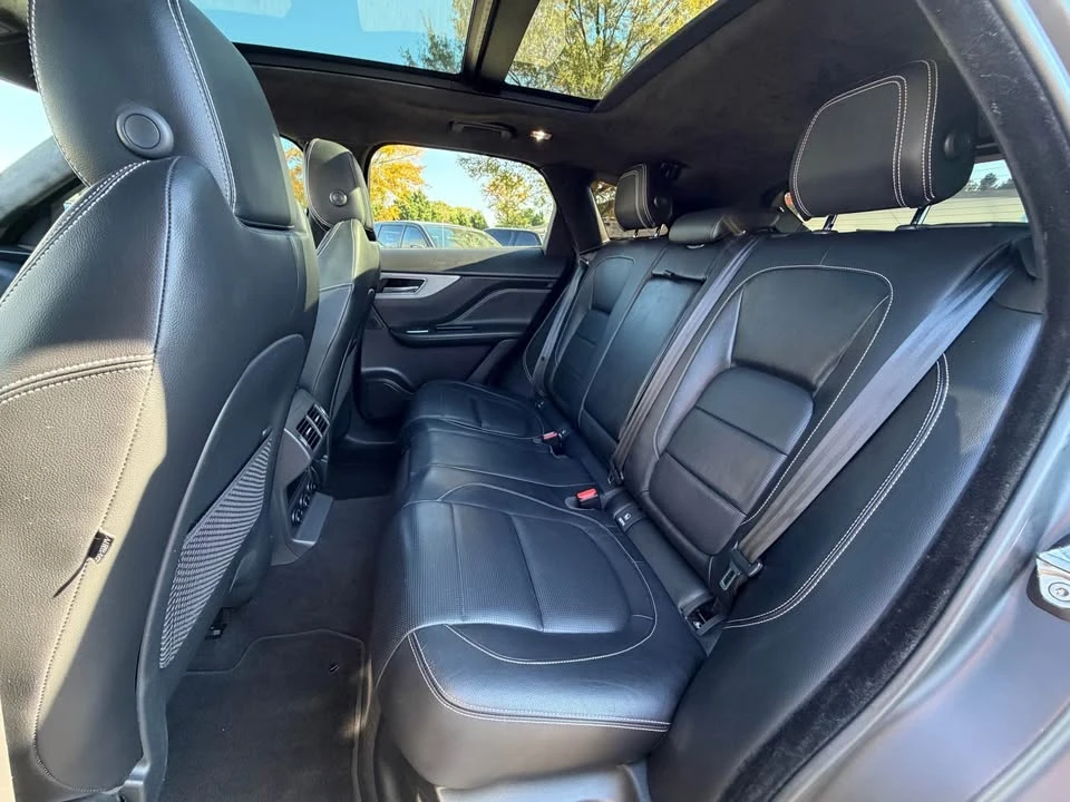 2020 Jaguar F-Pace - Image 10 of 20