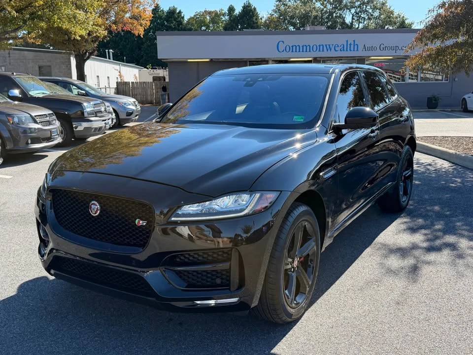 2020 Jaguar F-Pace - Image 4 of 20