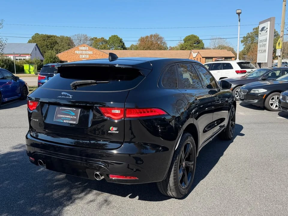 2020 Jaguar F-Pace - Image 8 of 20