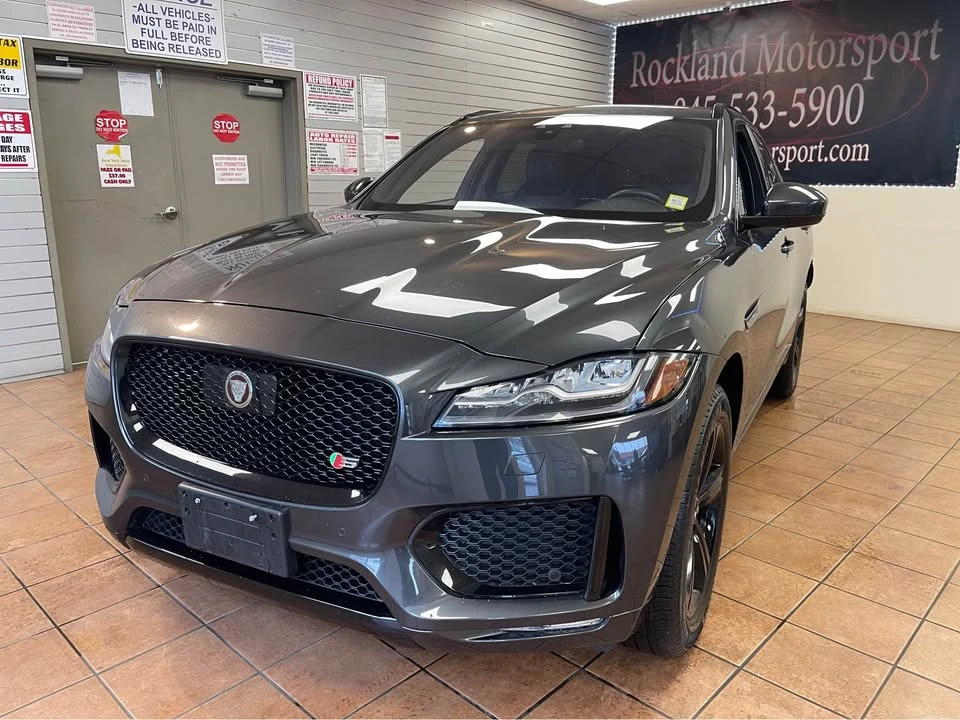 2020 Jaguar F-Pace SVR - Image 3 of 18