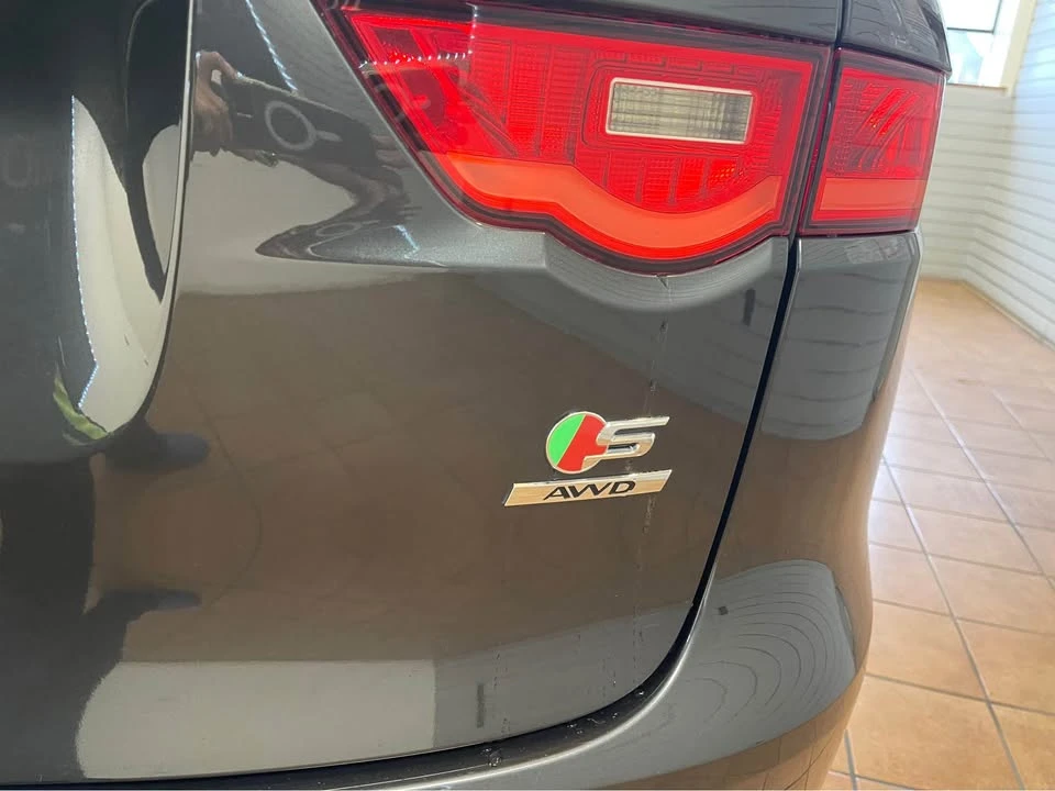 2020 Jaguar F-Pace SVR - Image 9 of 18