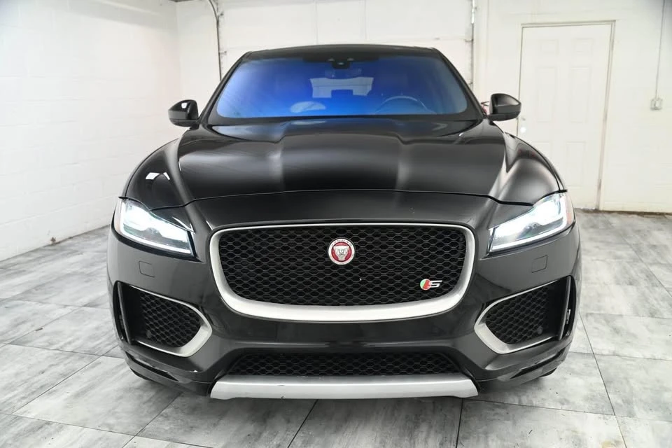 2020 Jaguar F-Pace SVR - Image 2 of 20