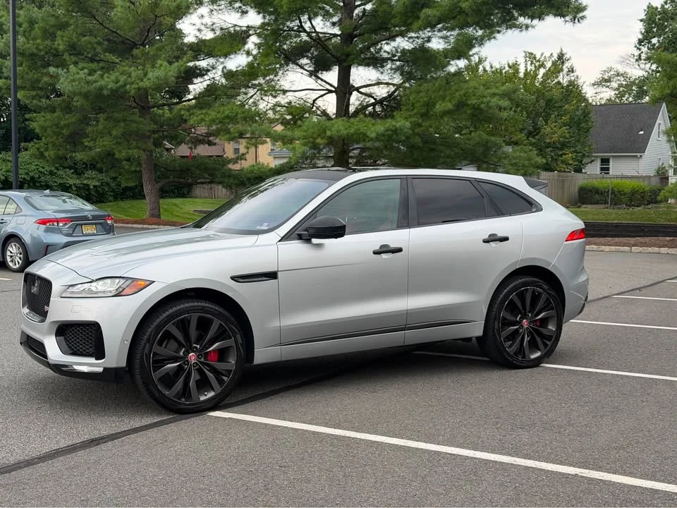 2020 Jaguar F-Pace SVR - Image 10 of 20