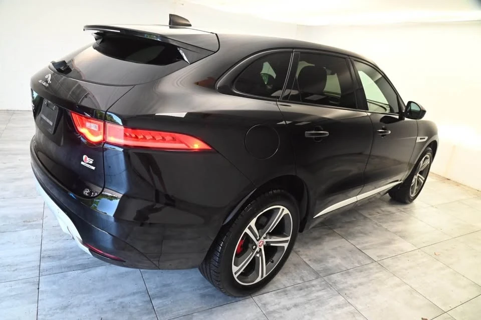 2020 Jaguar F-Pace SVR - Image 9 of 20