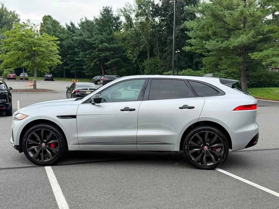 2020 Jaguar F-Pace SVR - Image 2 of 20