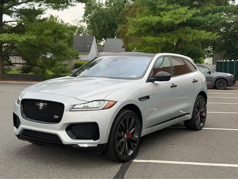 2020 Jaguar F-Pace SVR - Image 7 of 20
