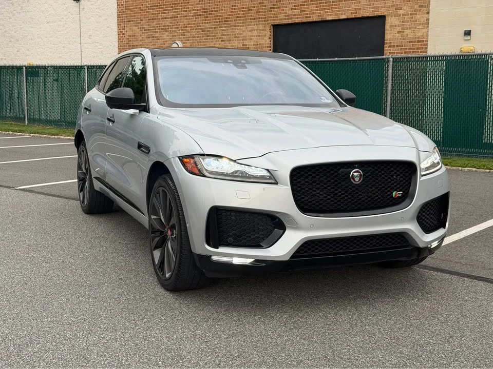 2020 Jaguar F-Pace SVR - Image 6 of 20