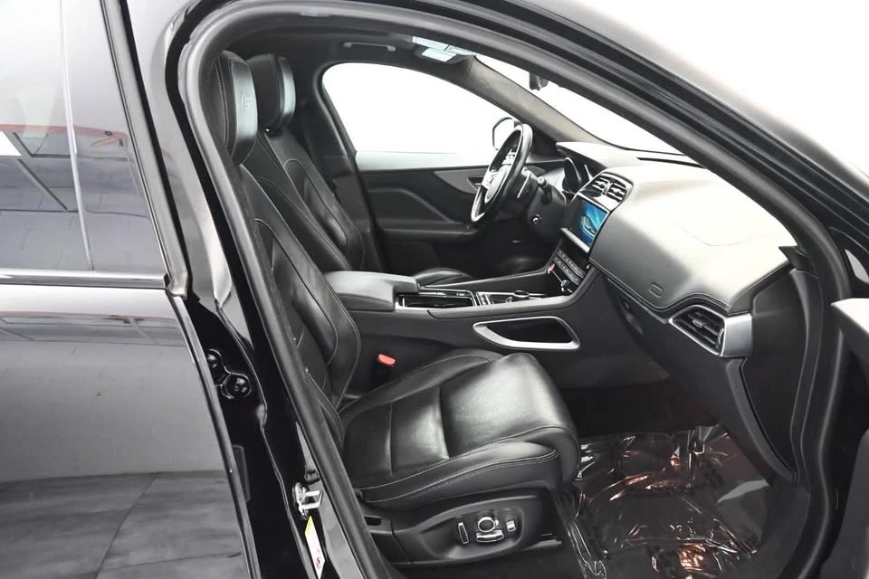 2020 Jaguar F-Pace SVR - Image 7 of 20