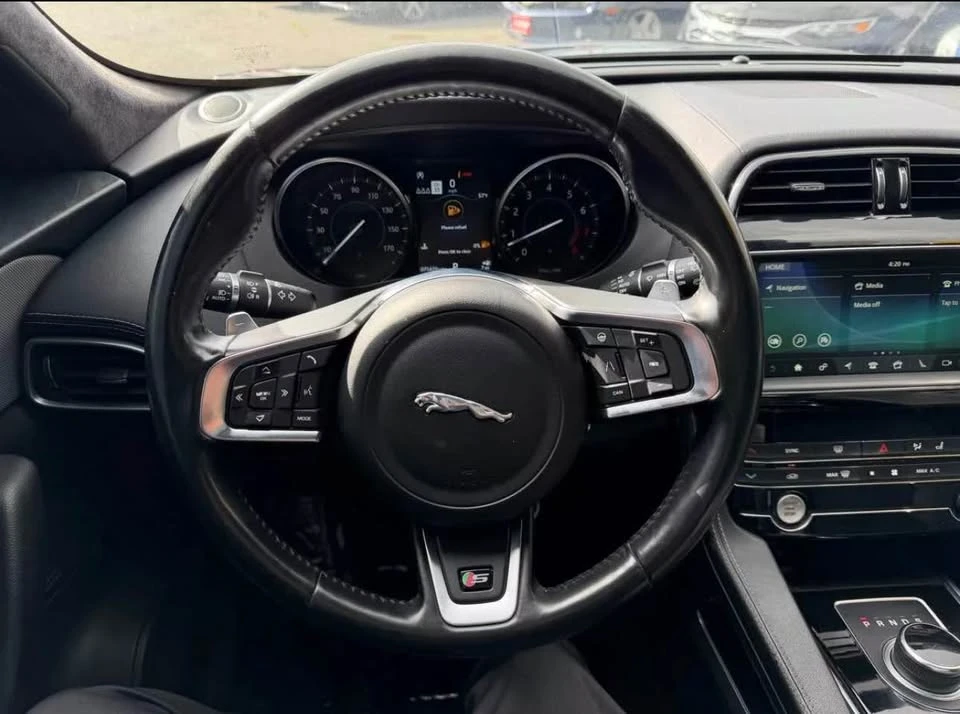2020 Jaguar F-Pace SVR - Image 7 of 12