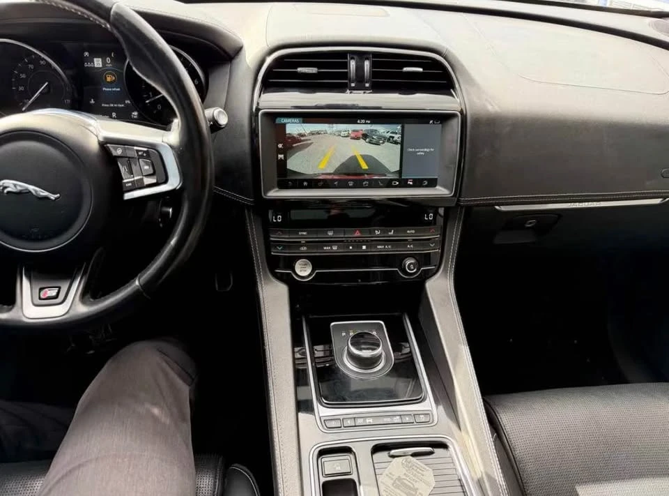 2020 Jaguar F-Pace SVR - Image 8 of 12