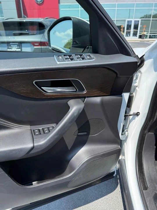 2020 Jaguar F-Pace SVR - Image 6 of 12
