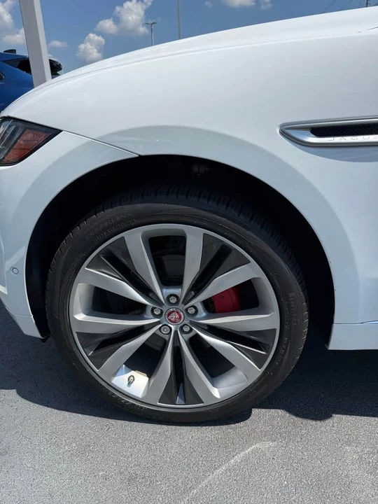 2020 Jaguar F-Pace SVR - Image 4 of 12