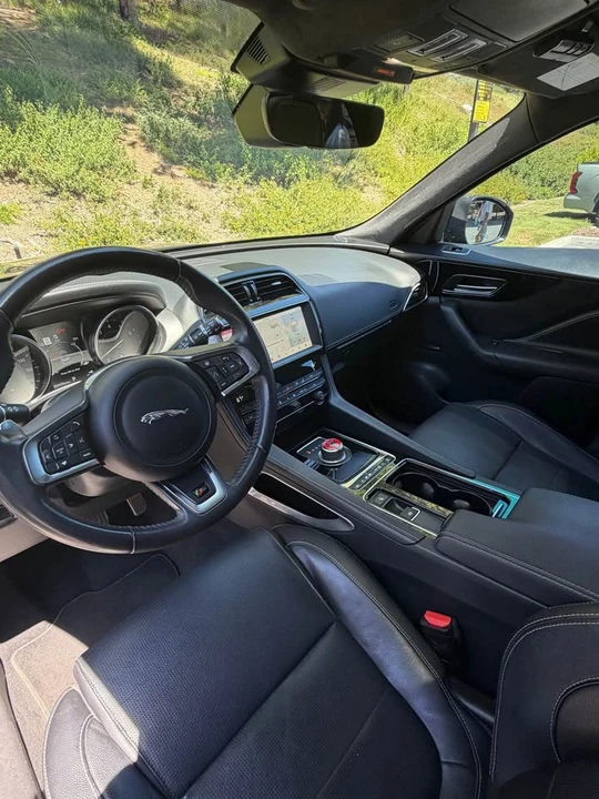 2020 Jaguar F-Pace SVR - Image 4 of 9