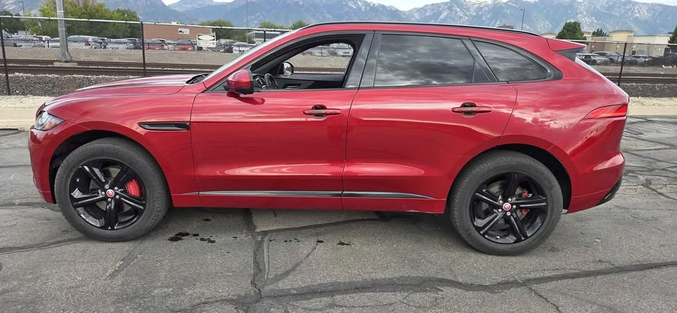 2020 Jaguar F-Pace SVR - Image 7 of 17