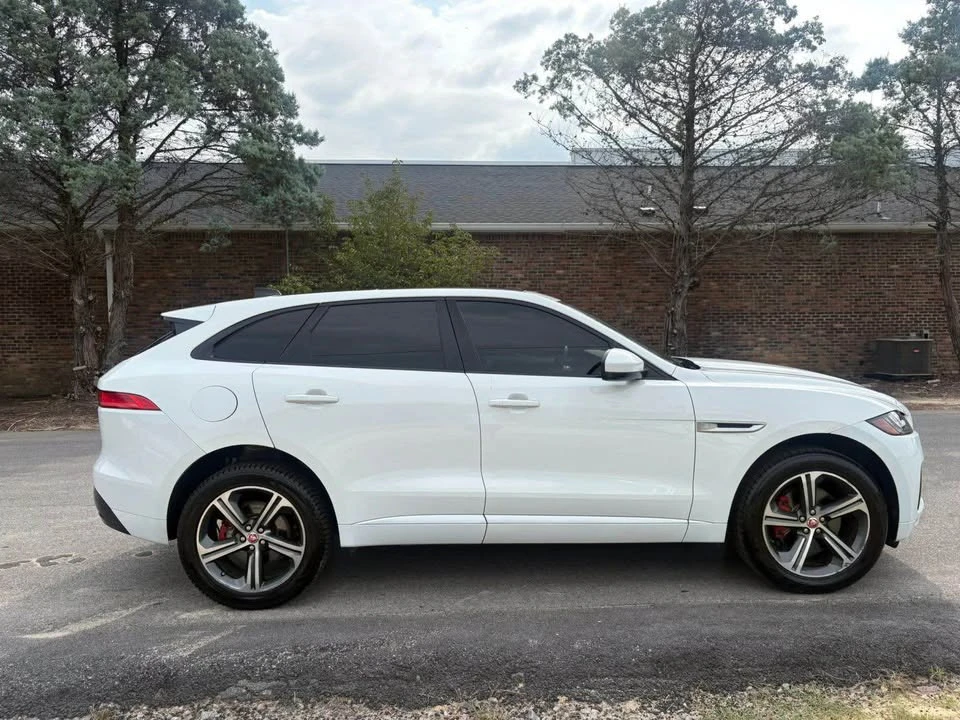 2020 Jaguar F-Pace SVR - Image 6 of 15