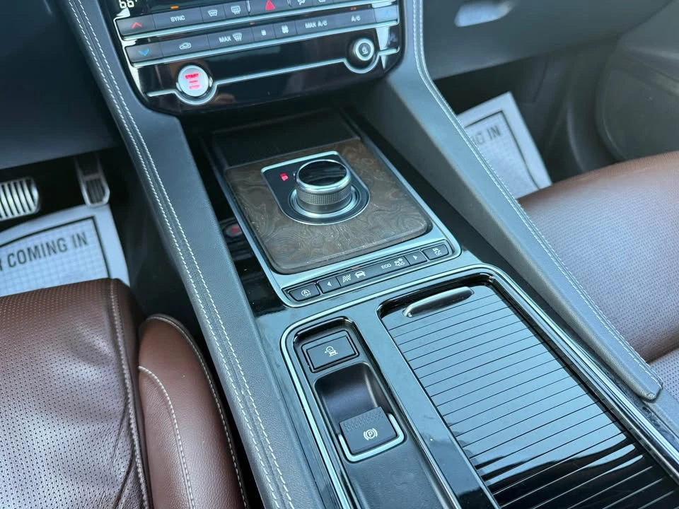 2020 Jaguar F-Pace SVR - Image 19 of 20