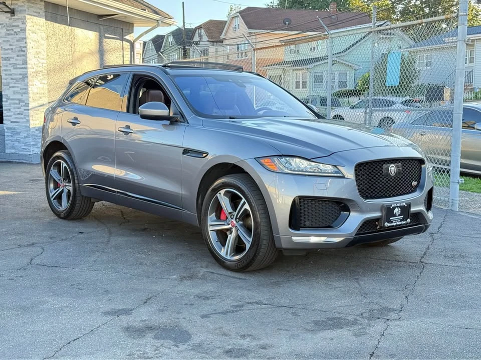 2020 Jaguar F-Pace SVR - Image 3 of 20