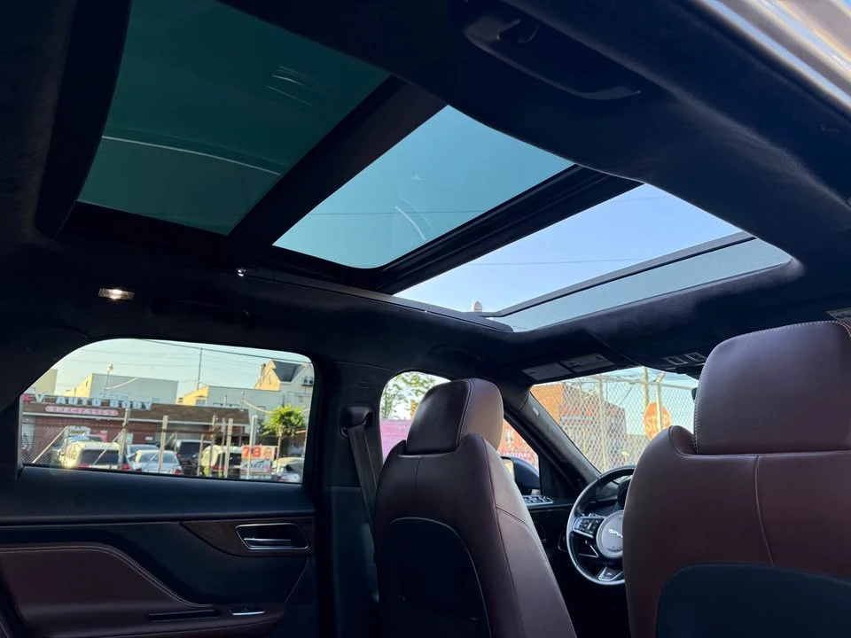 2020 Jaguar F-Pace SVR - Image 17 of 20