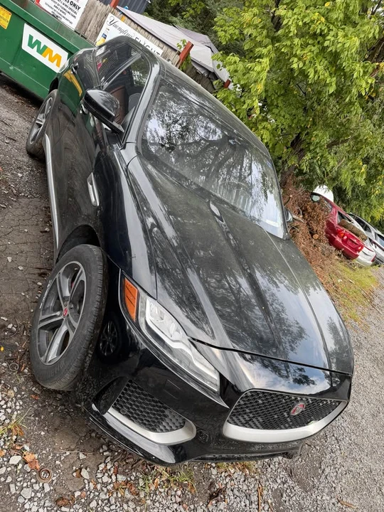 2020 Jaguar F-Pace SVR - Image 2 of 8