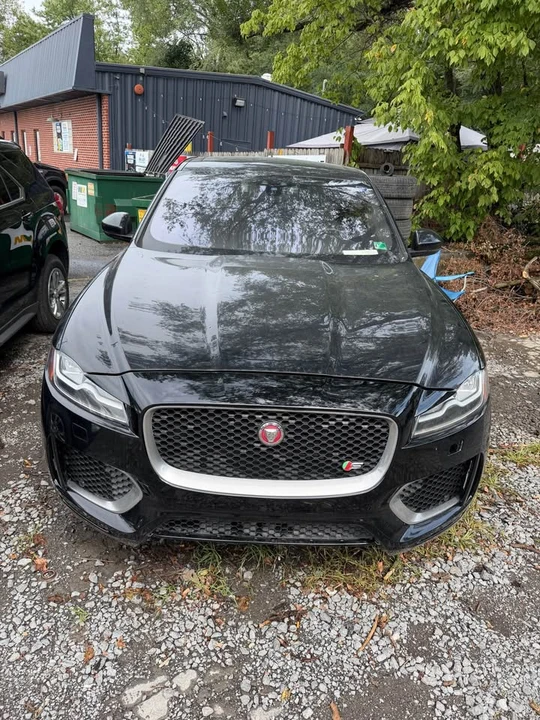 2020 Jaguar F-Pace SVR - Image 3 of 8
