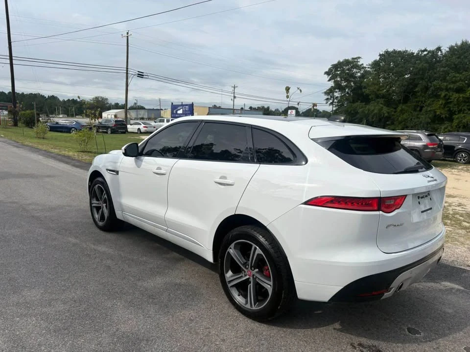 2020 Jaguar F-Pace SVR - Image 3 of 15