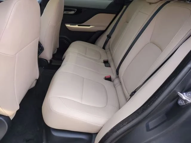 2020 Jaguar F-Pace - Image 8 of 10