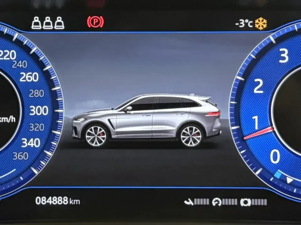 2020 Jaguar F-Pace SVR - Image 11 of 16