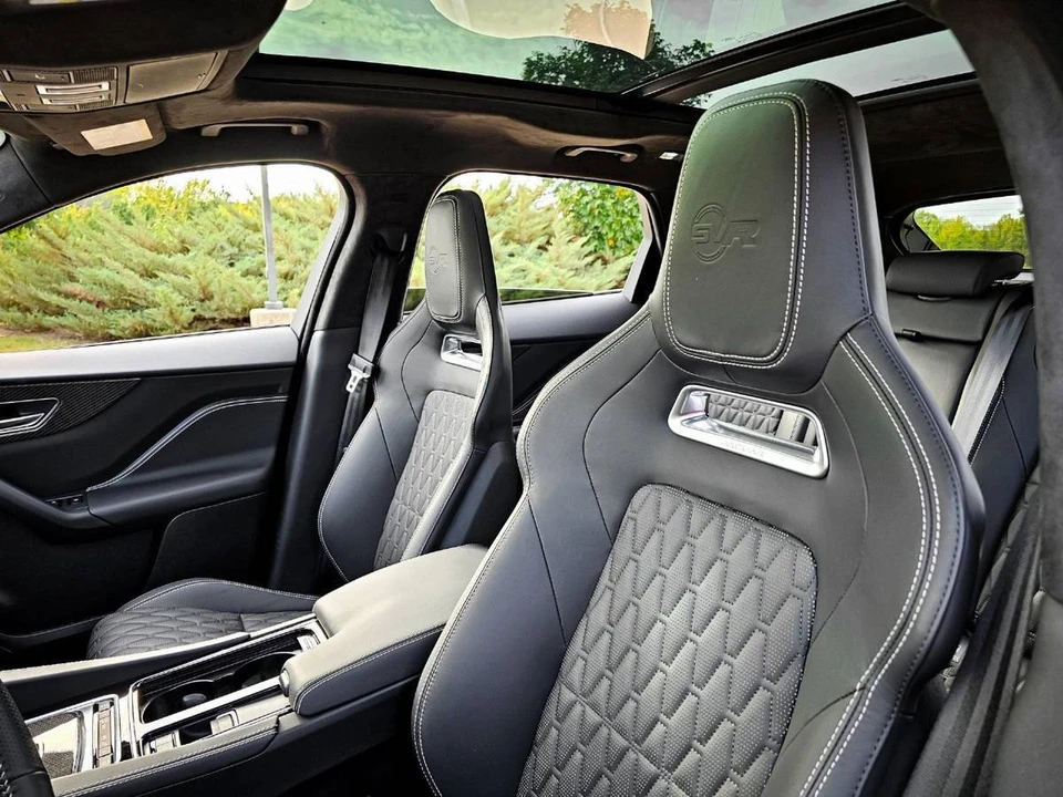 2020 Jaguar F-Pace SVR - Image 8 of 9