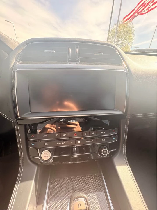 2020 Jaguar F-Pace SVR - Image 12 of 15