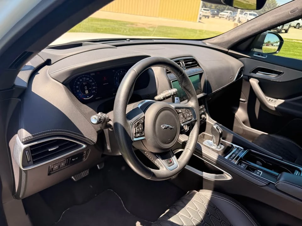 2020 Jaguar F-Pace SVR - Image 11 of 13