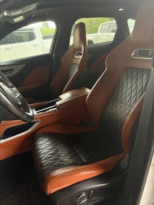 2020 Jaguar F-Pace SVR - Image 3 of 4