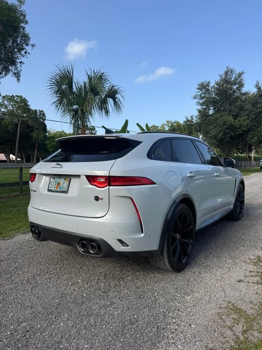 2020 Jaguar F-Pace SVR - Image 6 of 11
