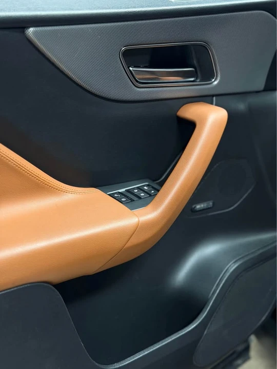 2020 Jaguar F-Pace SVR - Image 11 of 20
