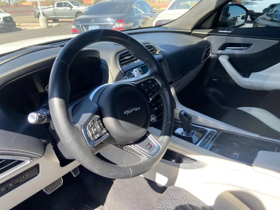 2020 Jaguar F-Pace SVR - Image 16 of 20