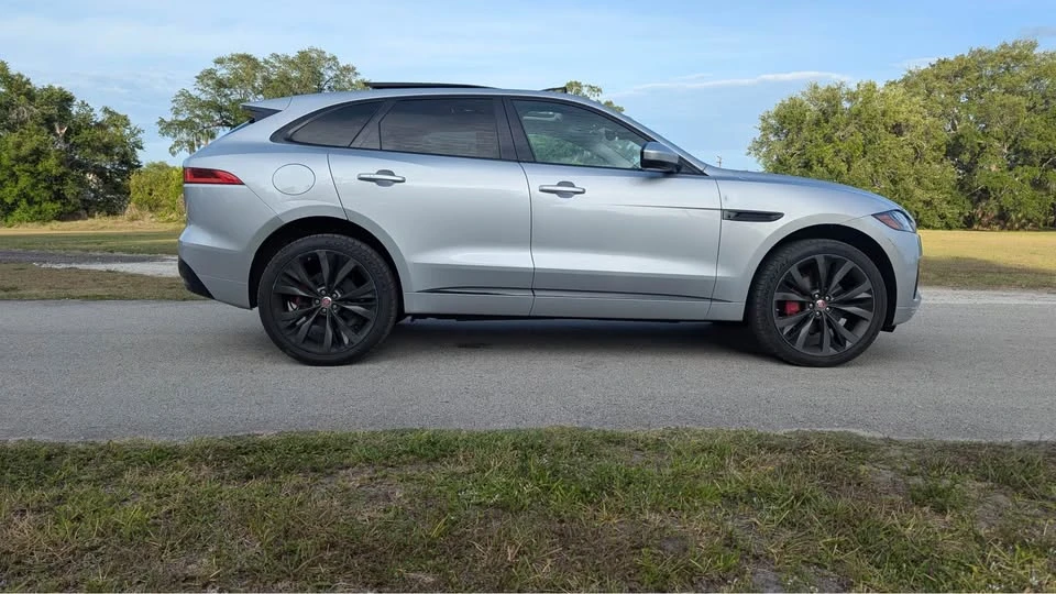 2020 Jaguar F-Pace SVR - Image 5 of 20