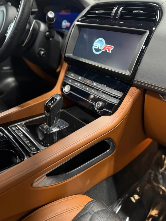 2020 Jaguar F-Pace SVR - Image 18 of 20