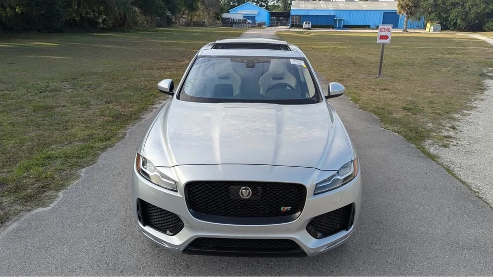 2020 Jaguar F-Pace SVR - Image 6 of 20
