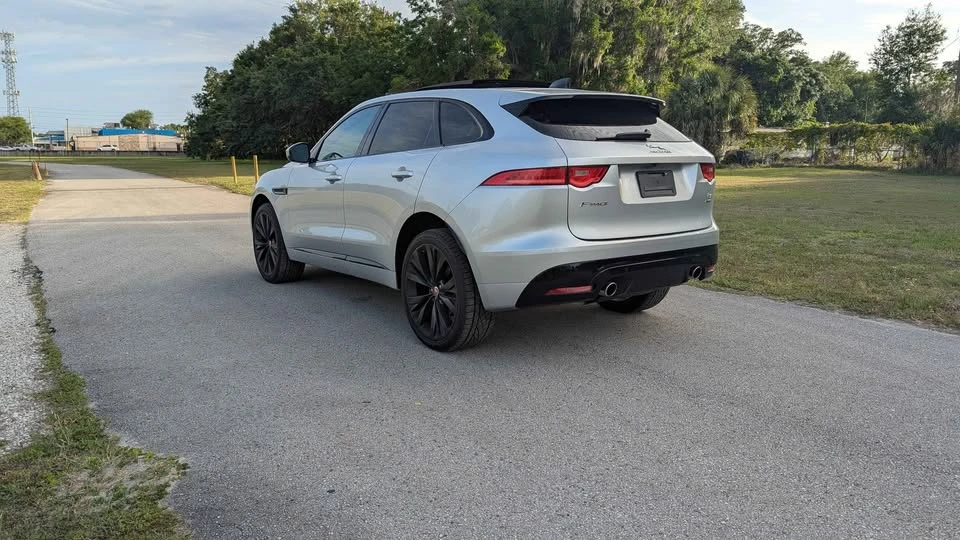 2020 Jaguar F-Pace SVR - Image 4 of 20